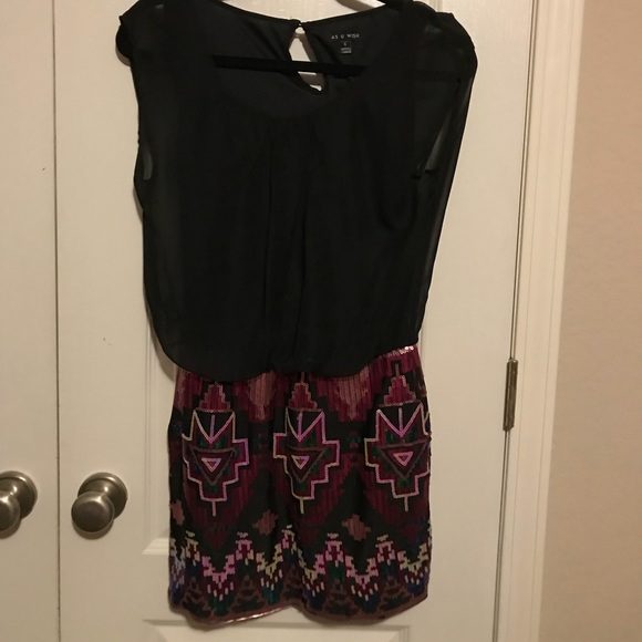 Sequin body con dress - Picture 2 of 4